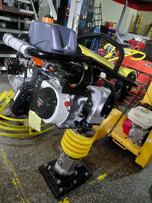 Hisaki Japan Commercial Tamping Rammer With Honda Engine