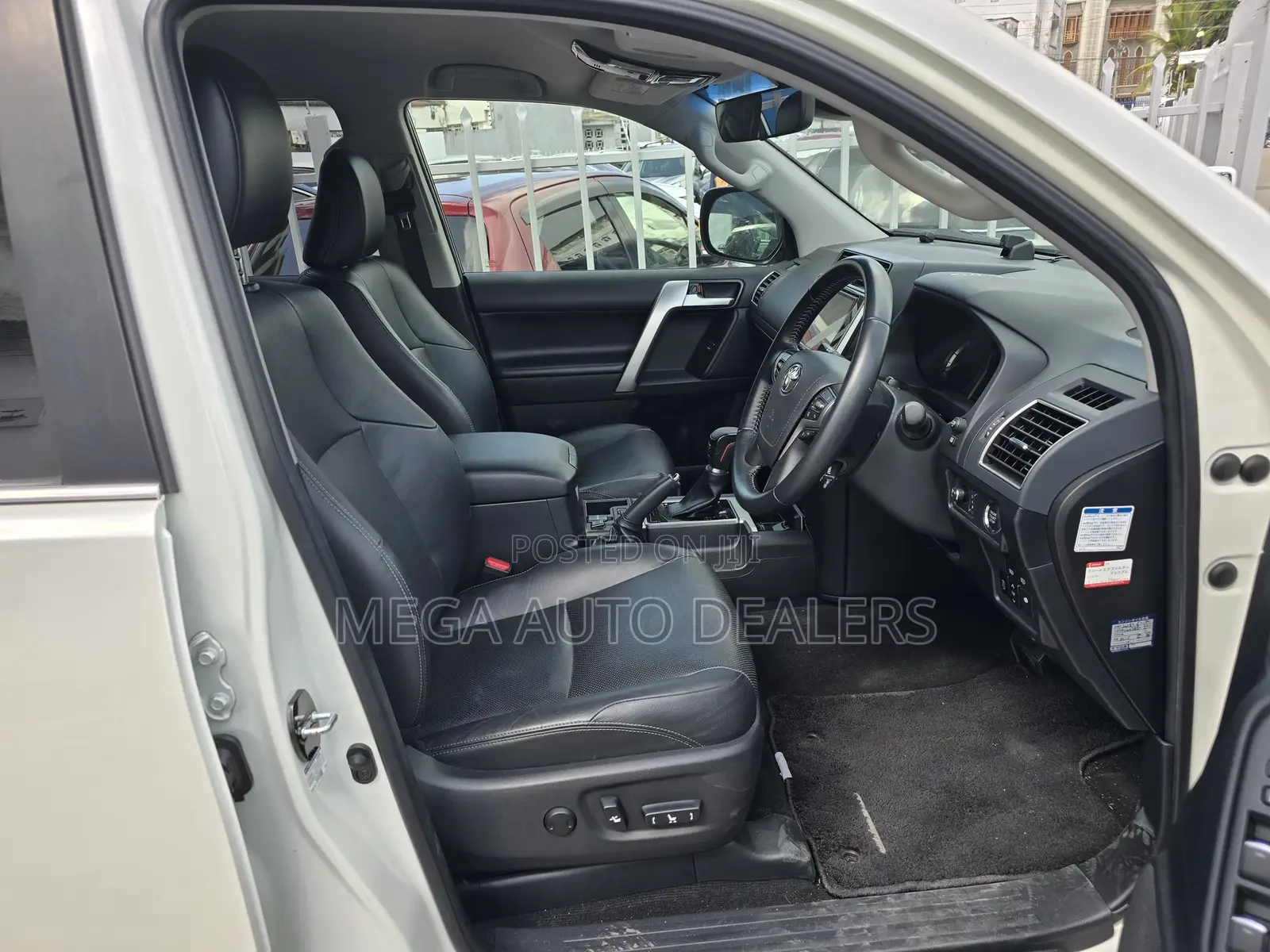Toyota Land Cruiser Prado 2019 White