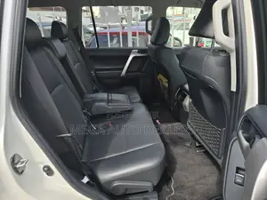 Toyota Land Cruiser Prado 2019 White
