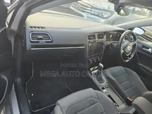 Volkswagen Golf 2018 Silver