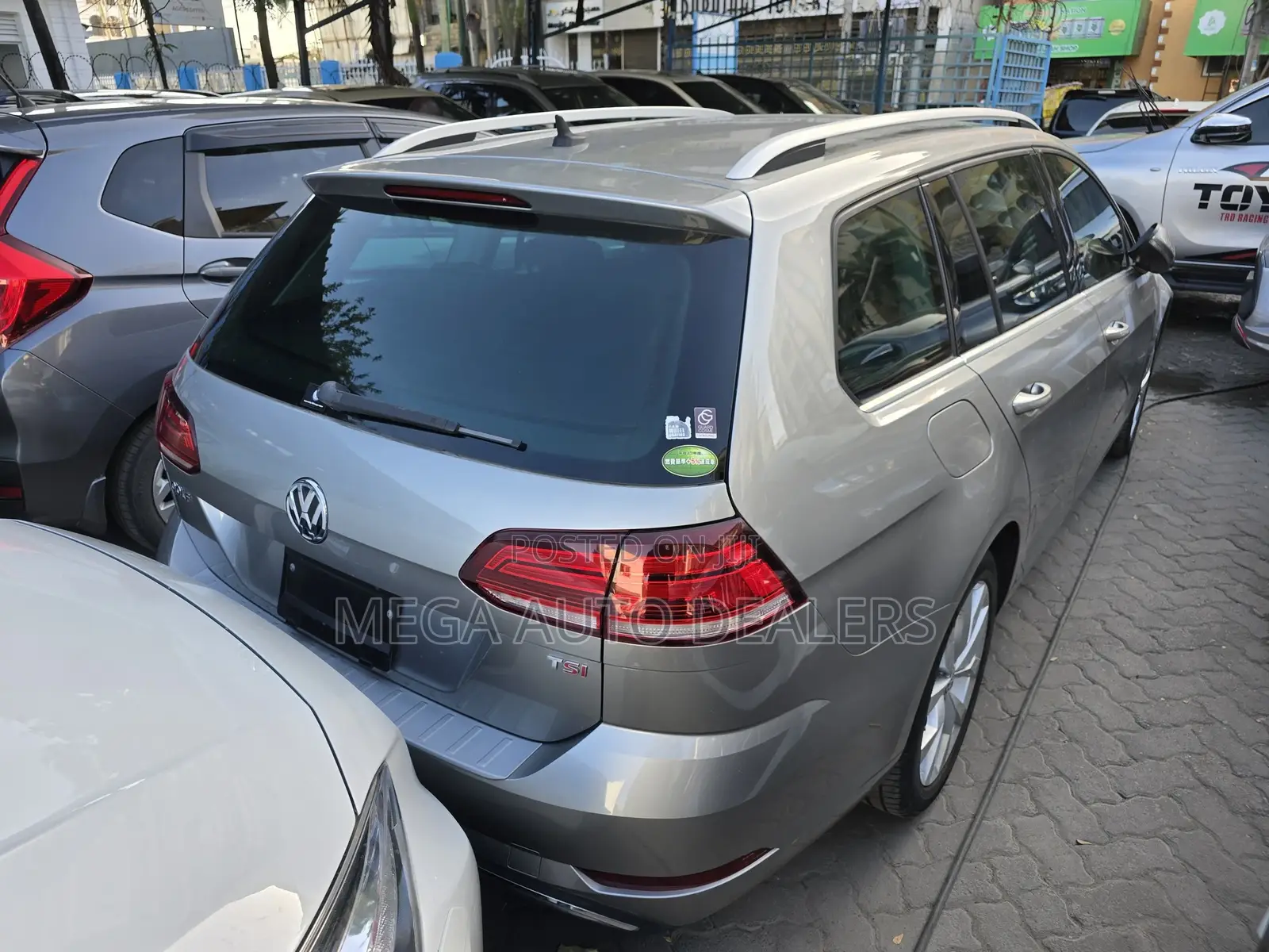 Volkswagen Golf 2018 Silver