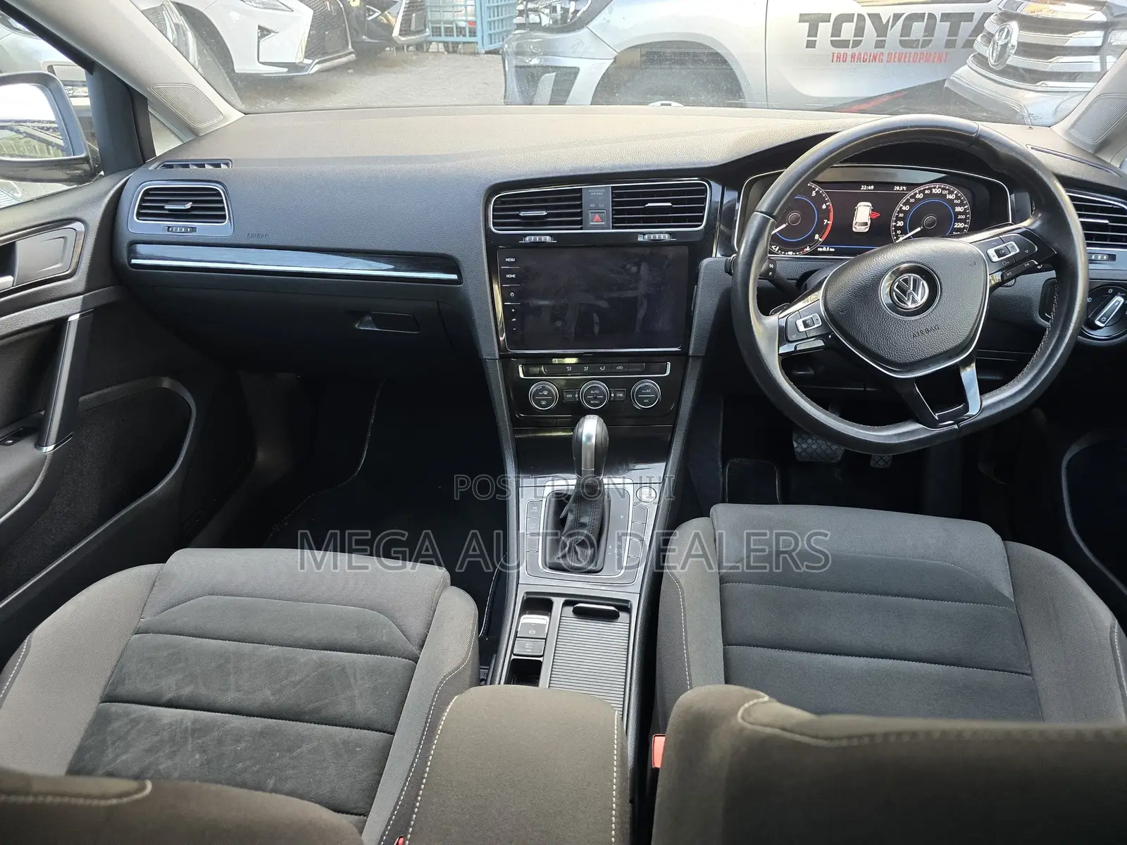 Volkswagen Golf 2018 Silver
