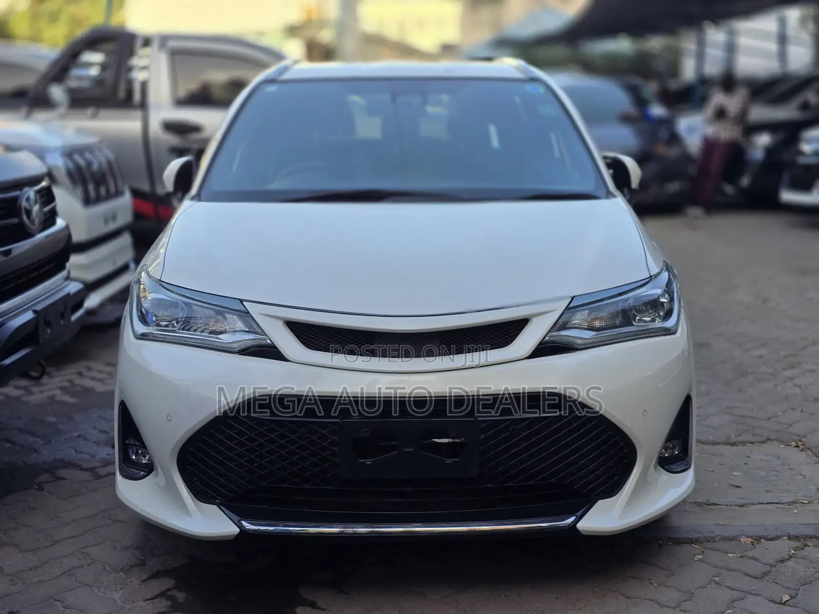 Toyota Corolla Fielder 2018 White