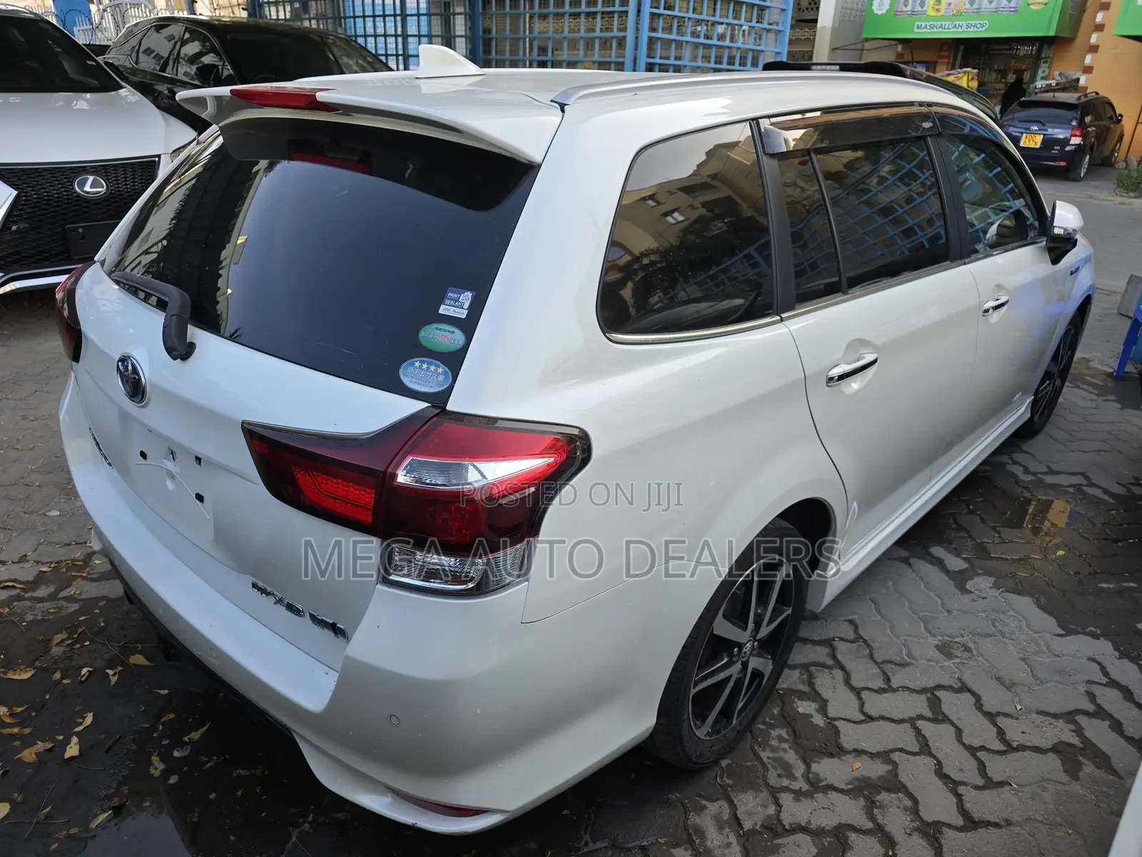 Toyota Corolla Fielder 2018 White