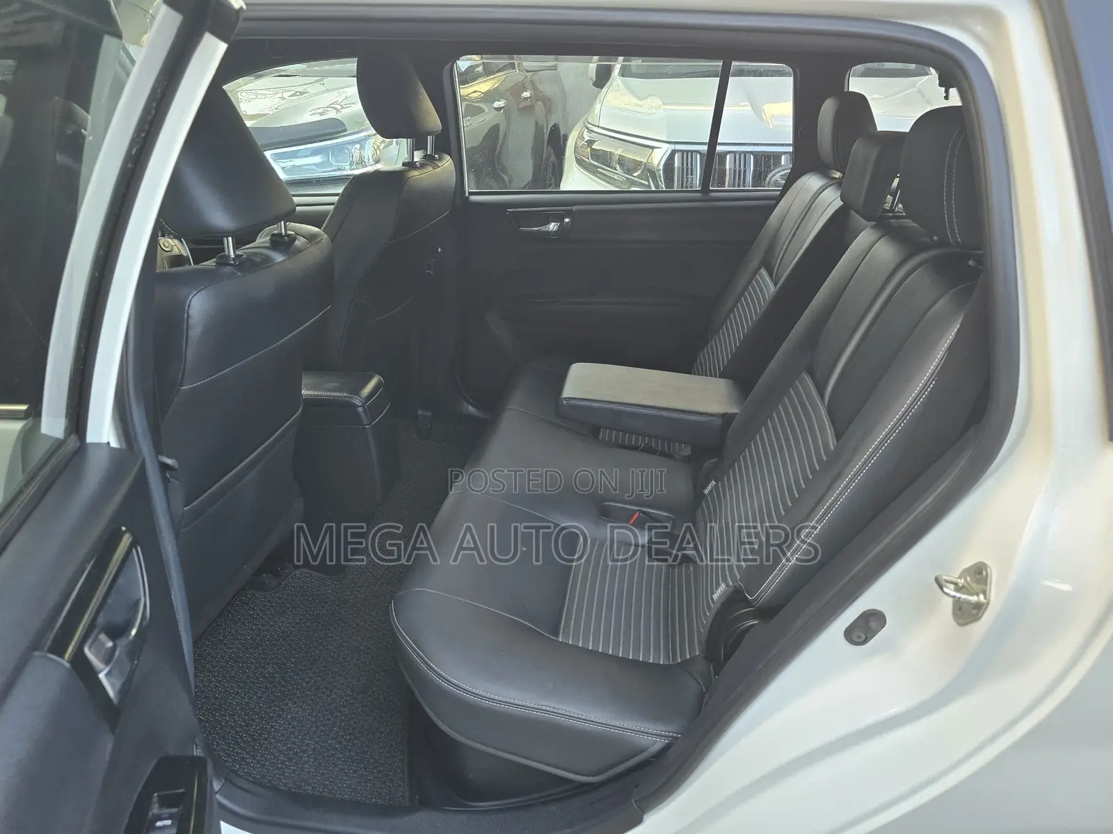 Toyota Corolla Fielder 2018 White