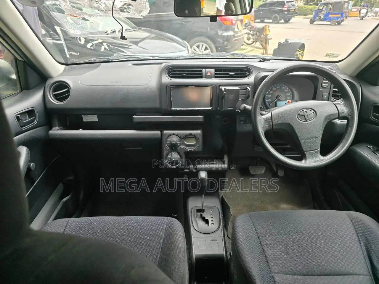 Toyota Probox 2018 Silver