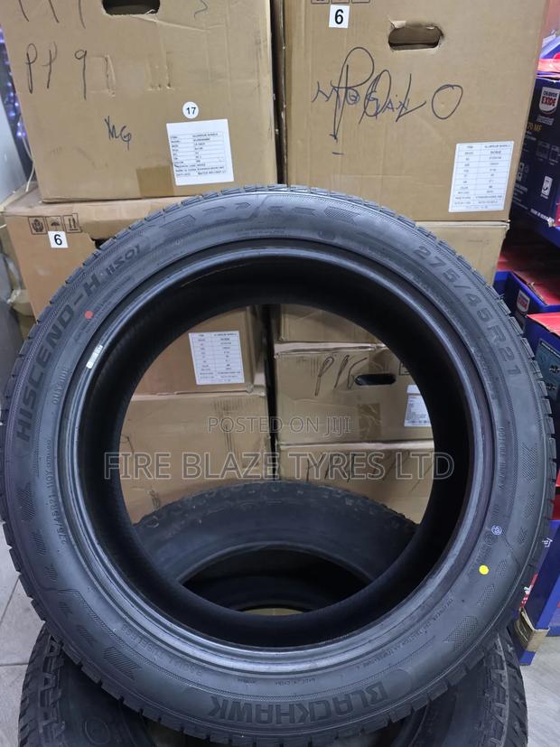 275/45r21 Blackhawk Hiscend - thumbnail 3
