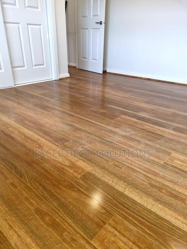 Wooden Design Laminate Floor Boards – 8mm 12mm