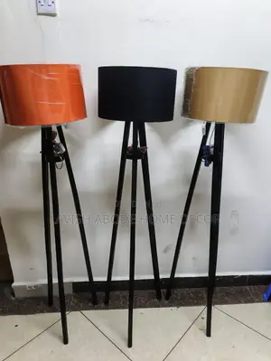 Wooden Floor Tripod Lampshades