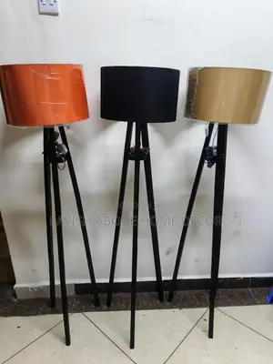 Wooden Floor Tripod Lampshades