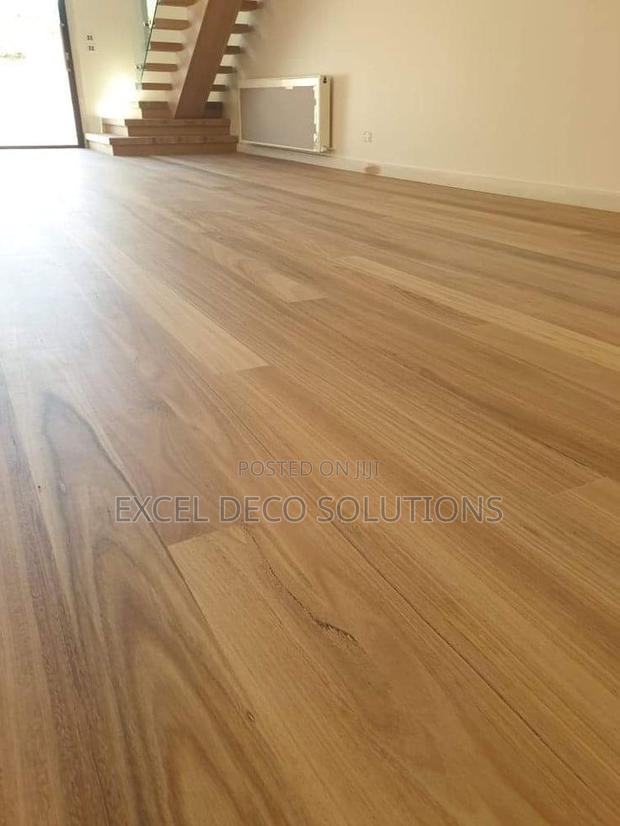 Stylish Wood Laminate Flooring – 8mm 12mm Available