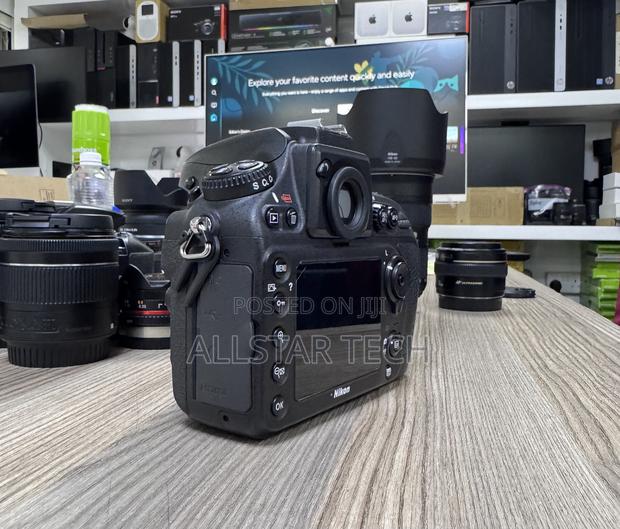 Nikon D800 Digital Slr Camera (Body Only) - thumbnail 2