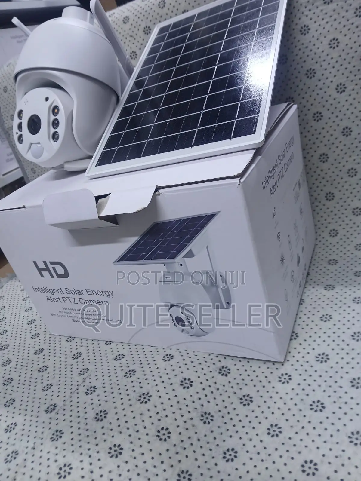Out Door 4g Single Lens Ubox 4mp Solar Powered CCTV PTZ Camera
