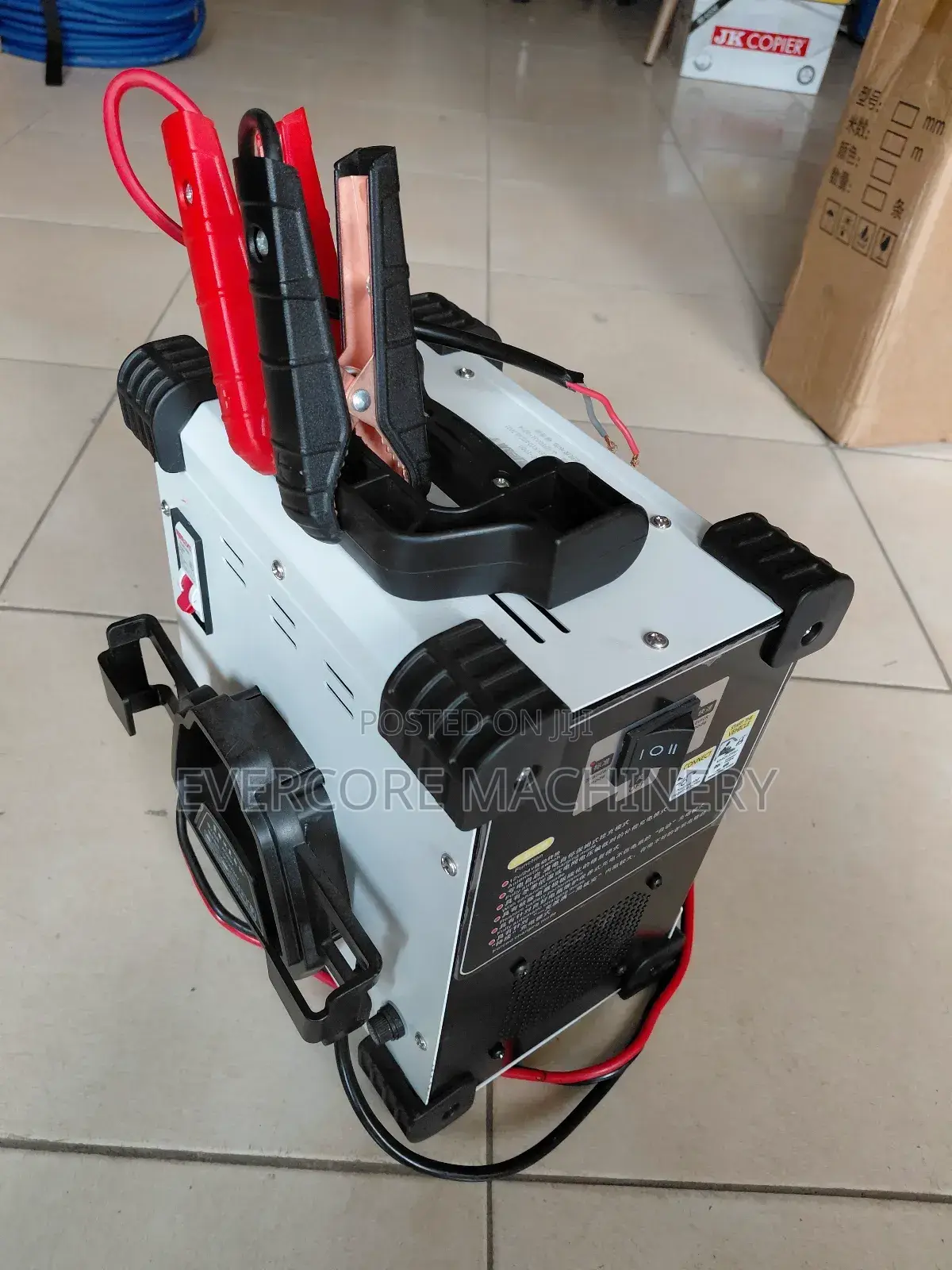 Personal Vehicle Portable Battery Charger Machine