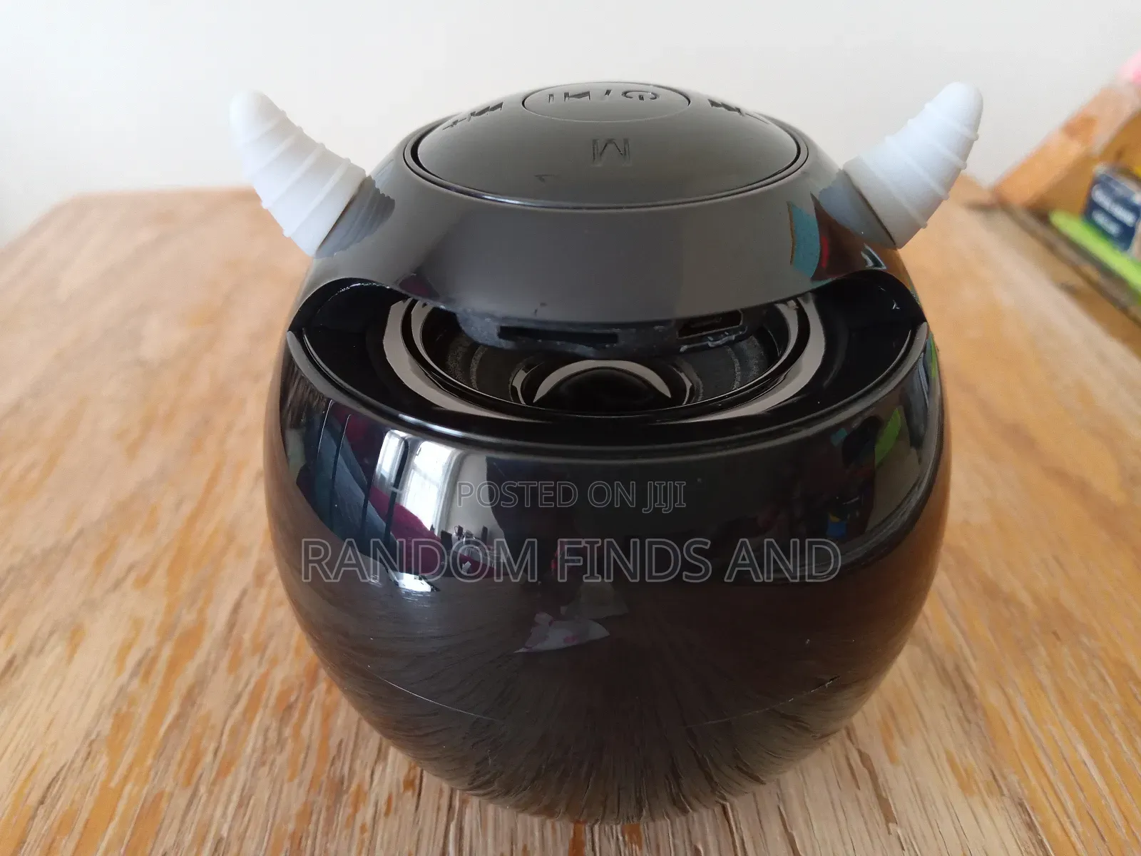 Intelligent Bluetooth Speaker, Radio, Alarm Clock Perfect as a Gift