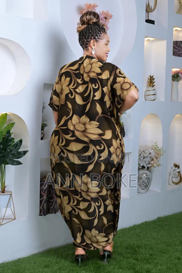 Free Dress Available - thumbnail 3