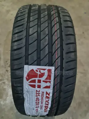 235 /40 R18 Zextour