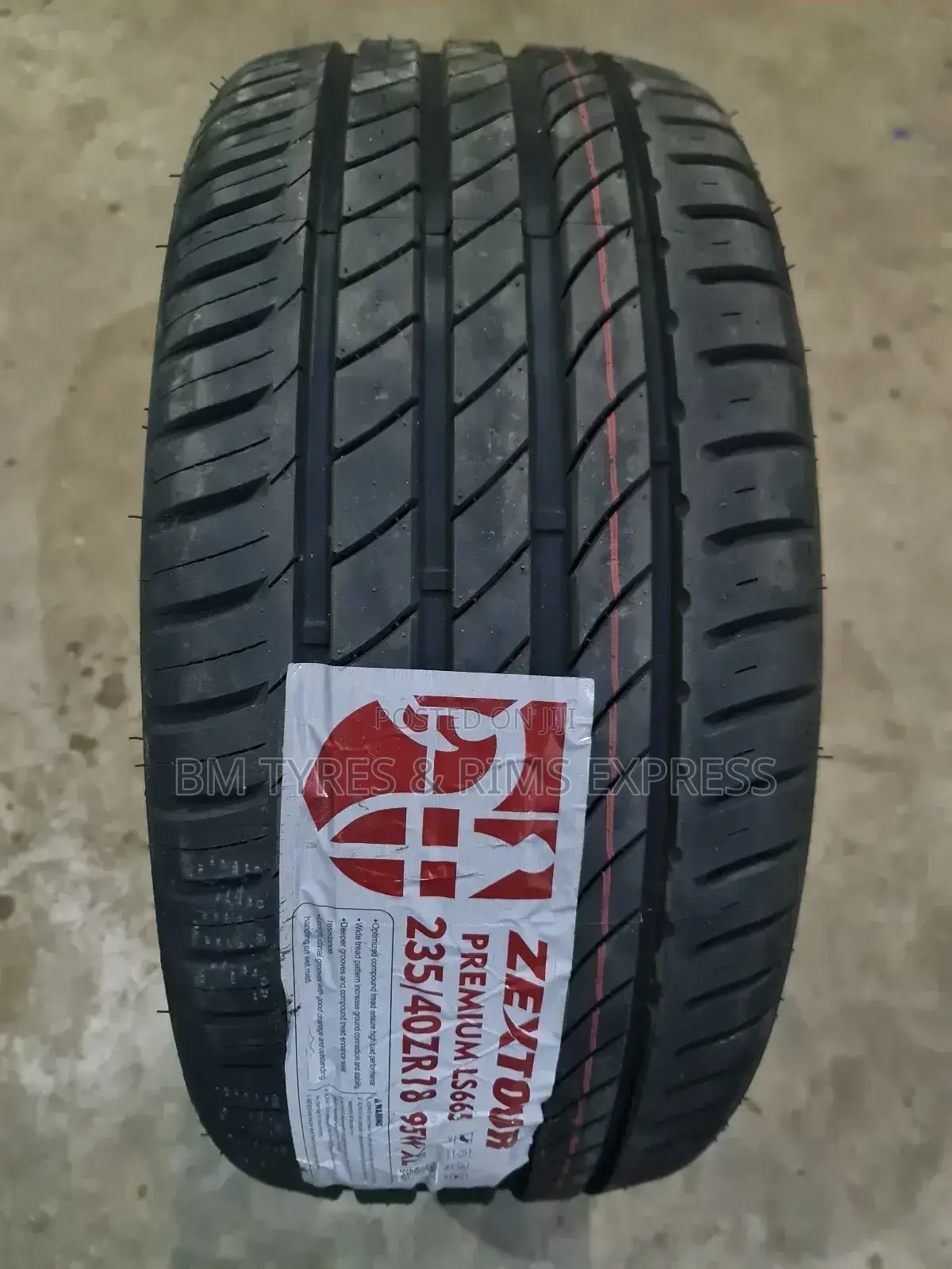 235 /40 R18 Zextour