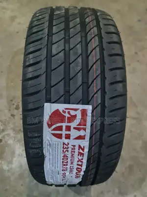 235 /40 R18 Zextour