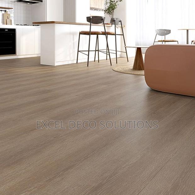Stylish Laminate Floor Boards – 8mm 12mm Scratch Proof - main view