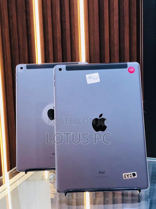 Apple iPad 10.2 (2019) 128 GB Gray - main view