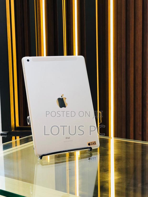 Apple iPad 10.2 (2019) 128 GB Gray - thumbnail 5