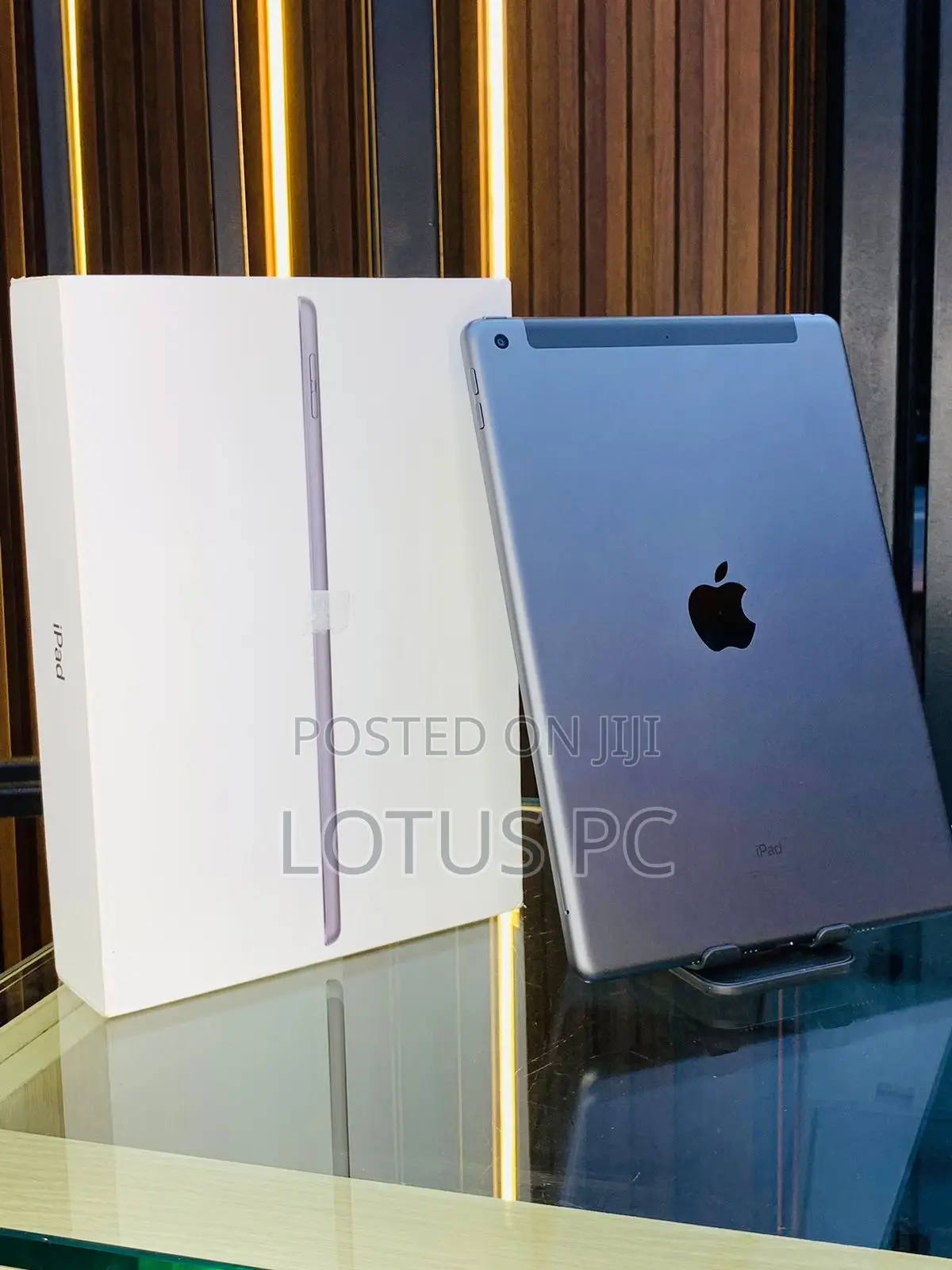 New Apple iPad 10.2 (2021) 64 GB Gray