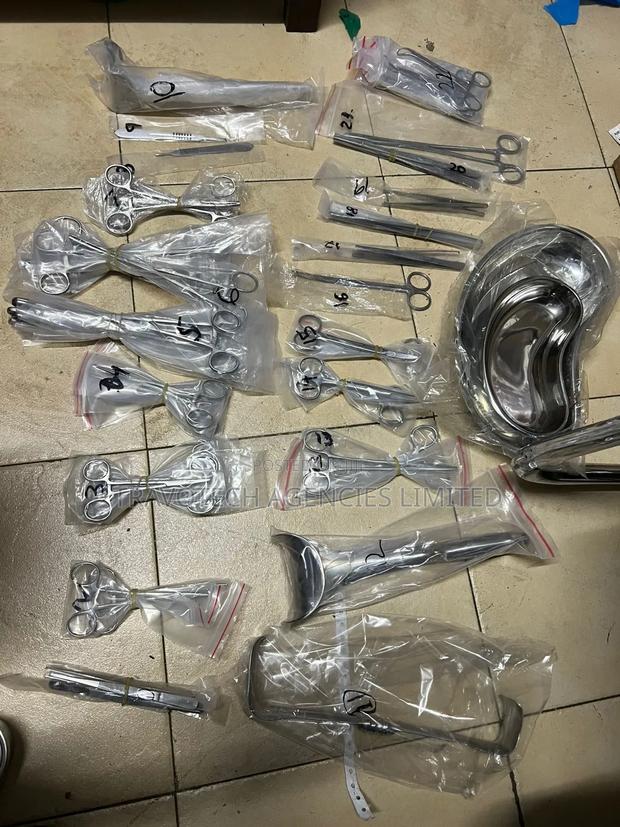 Cesarean Set - main view