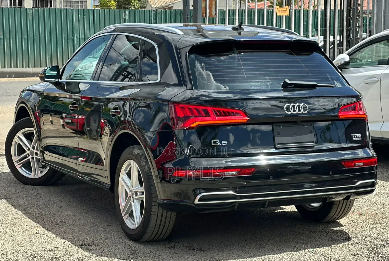 Audi Q5 2.0T Premium AWD quattro 2018 Black