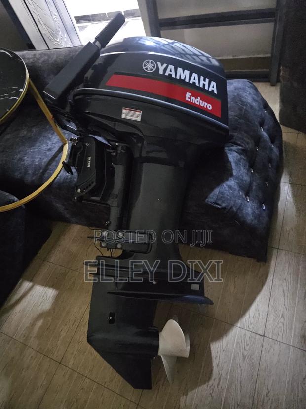 40hp 2 Stroke Yamaha Outboard Engine - thumbnail 4