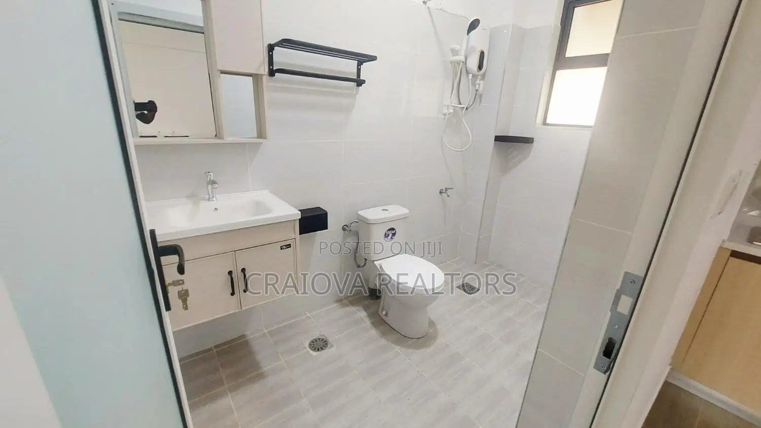 Furnished 1bdrm Apartment in Gate B for sale