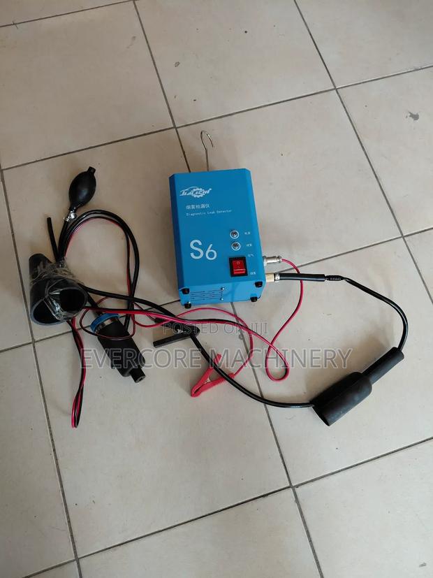 Heavy Duty Smoke Engine Leak Detector Machine - thumbnail 3