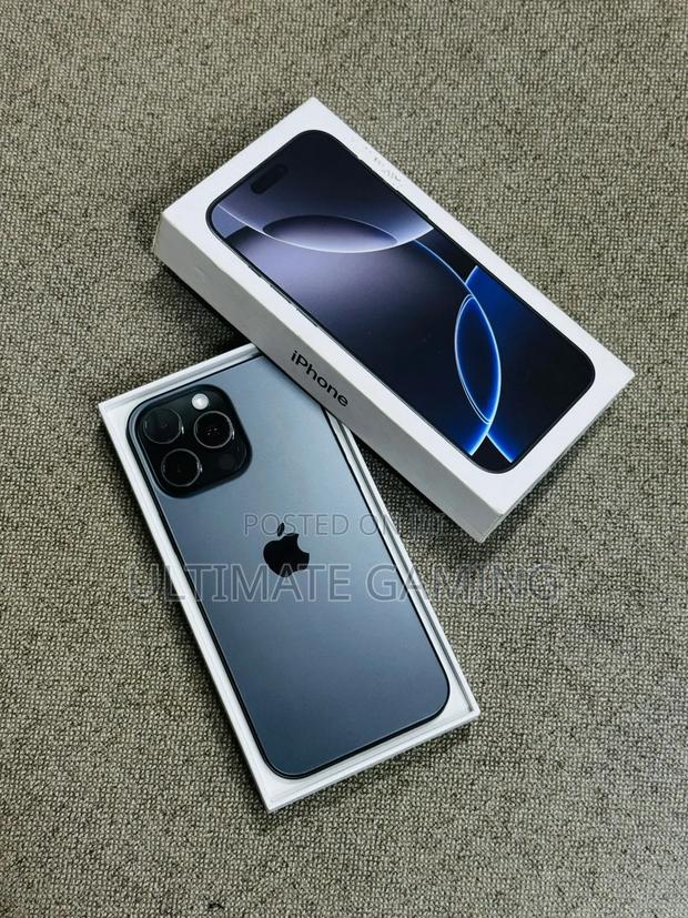 New Apple iPhone 16 Pro Max 256 GB Black - main view