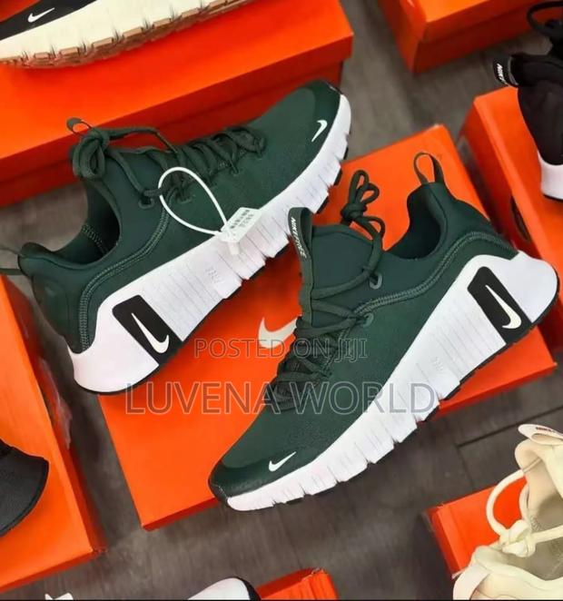 Metcon Multicoloured Runners - main view