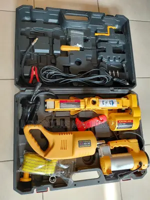 Heavy Duty Car Rescue Tool Set With Compressor.