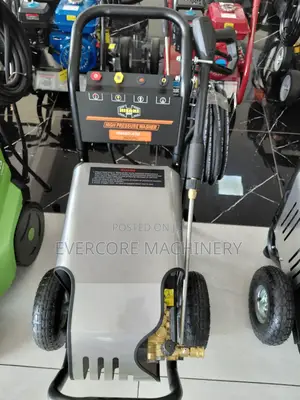 Hisaki Japan 3450psi Electric Single Phase Highpressure Washer.