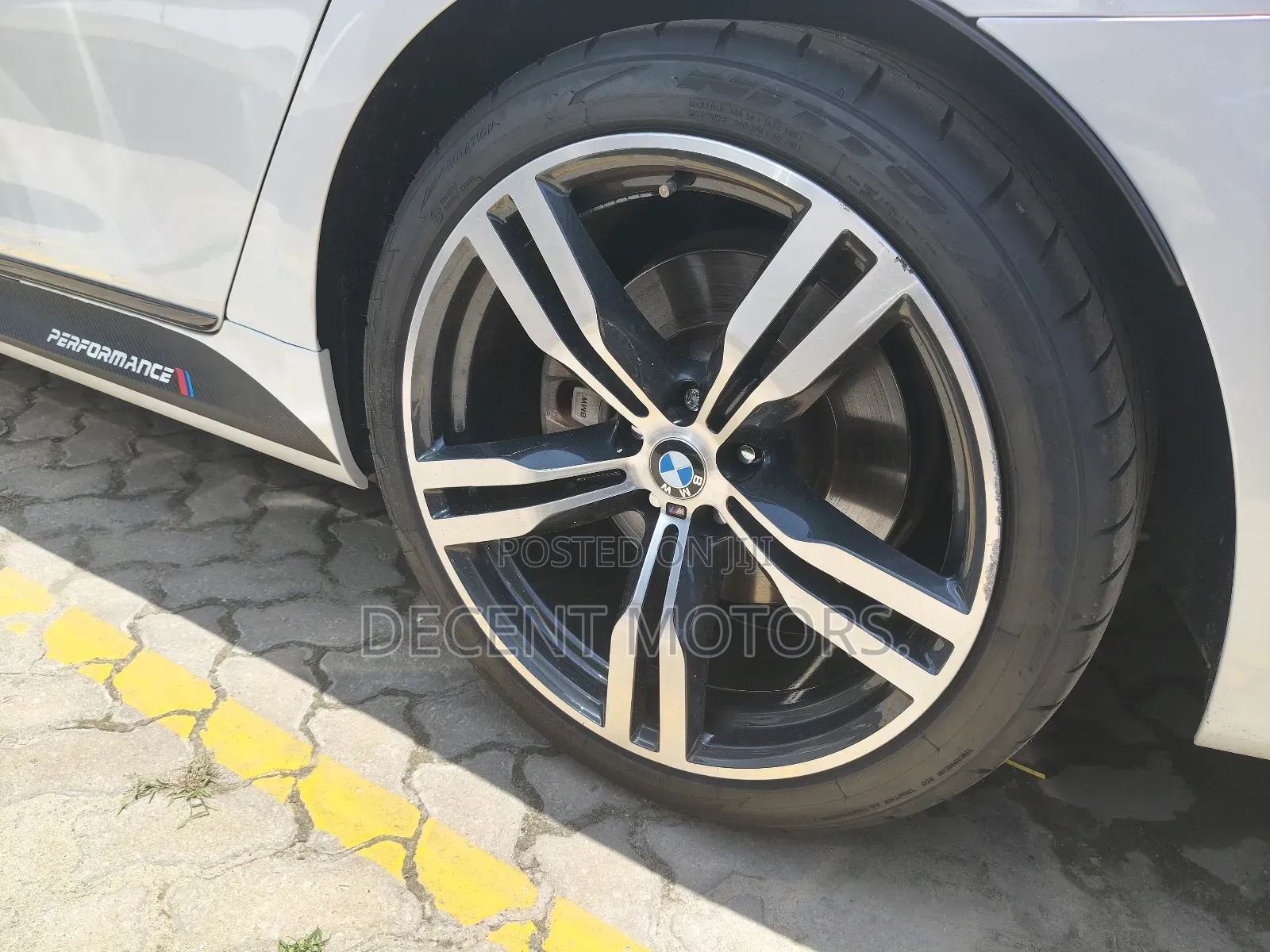 BMW 740 2018 Purple