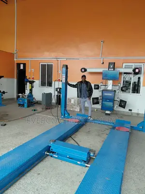 Commercial Four Post Carlift Machine With Alignment.