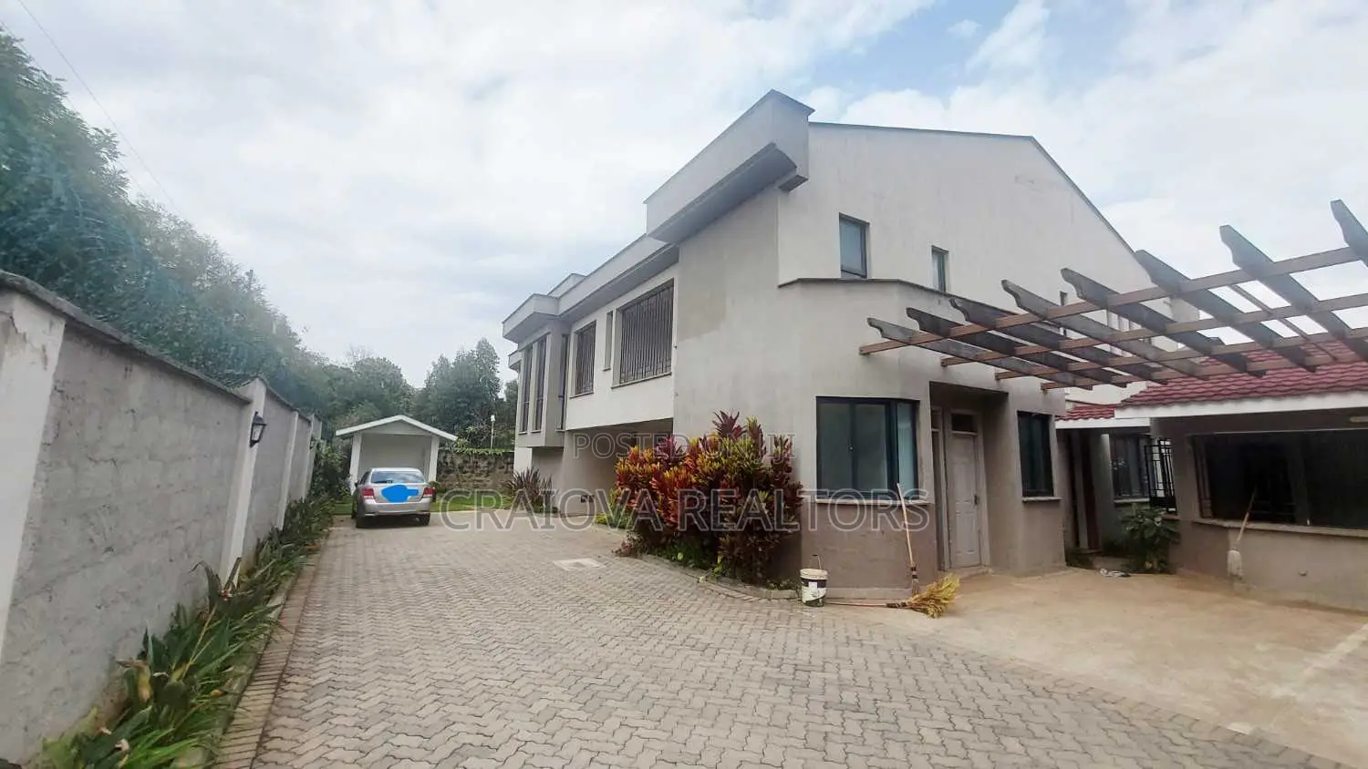5bdrm Townhouse/Terrace in Lavington for sale