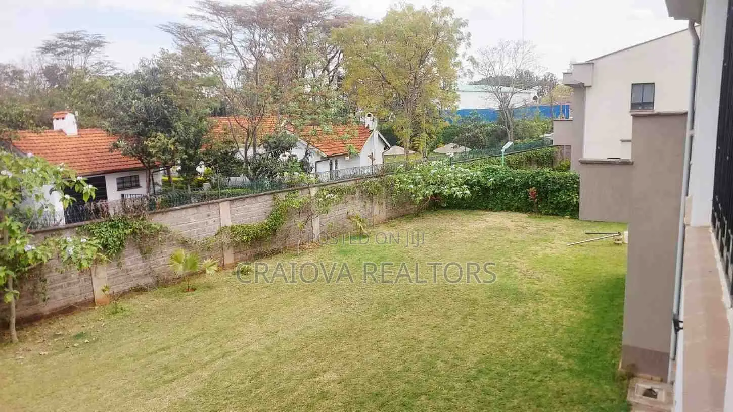 5bdrm Townhouse/Terrace in Lavington for sale