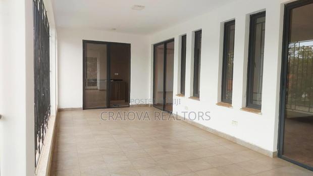 5bdrm Townhouse/Terrace in Lavington for sale - thumbnail 10