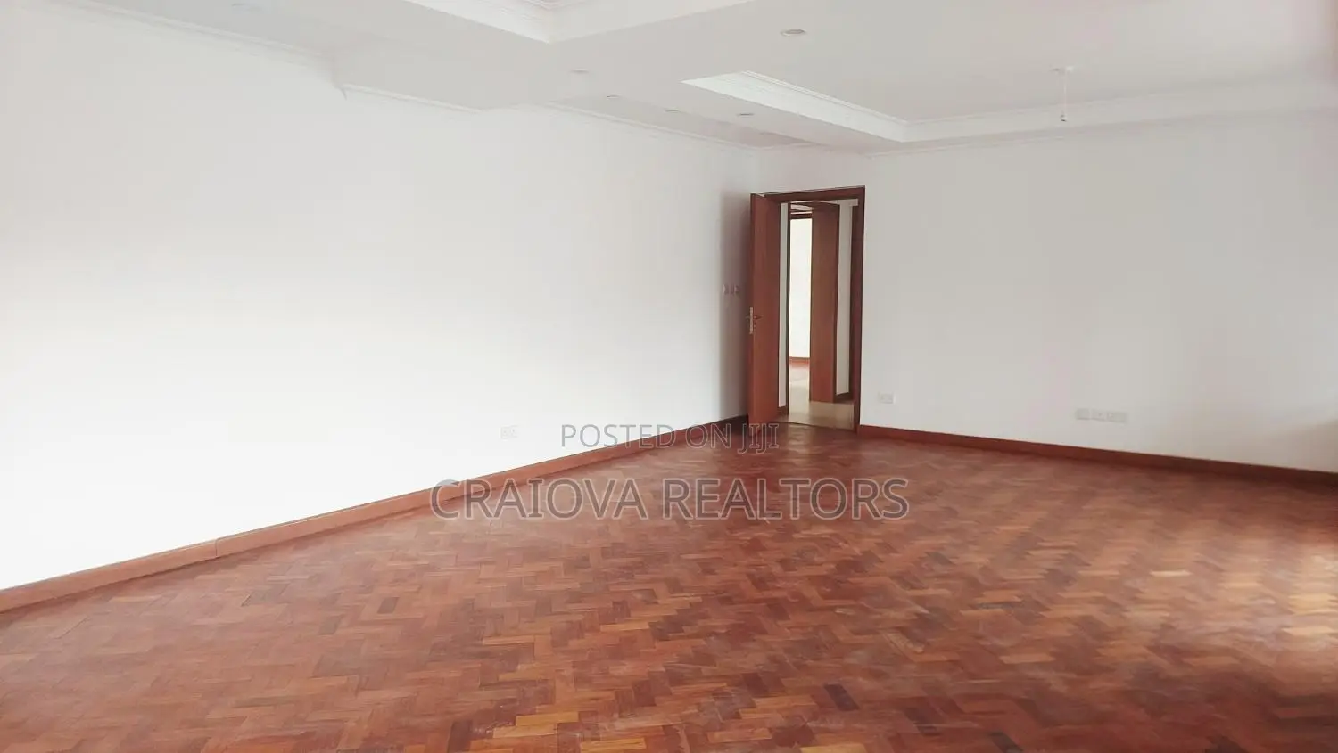 5bdrm Townhouse/Terrace in Lavington for sale
