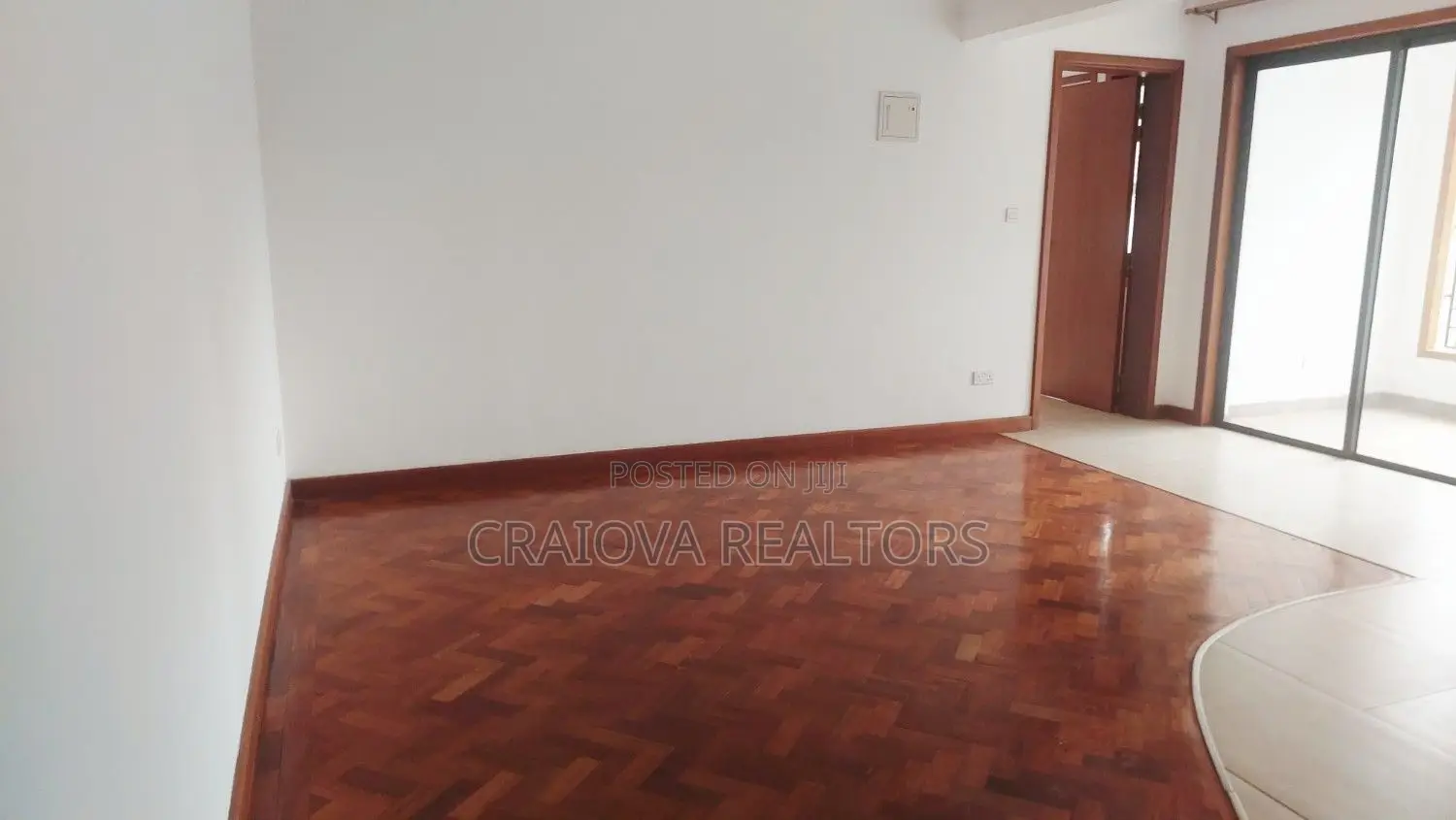 5bdrm Townhouse/Terrace in Lavington for sale