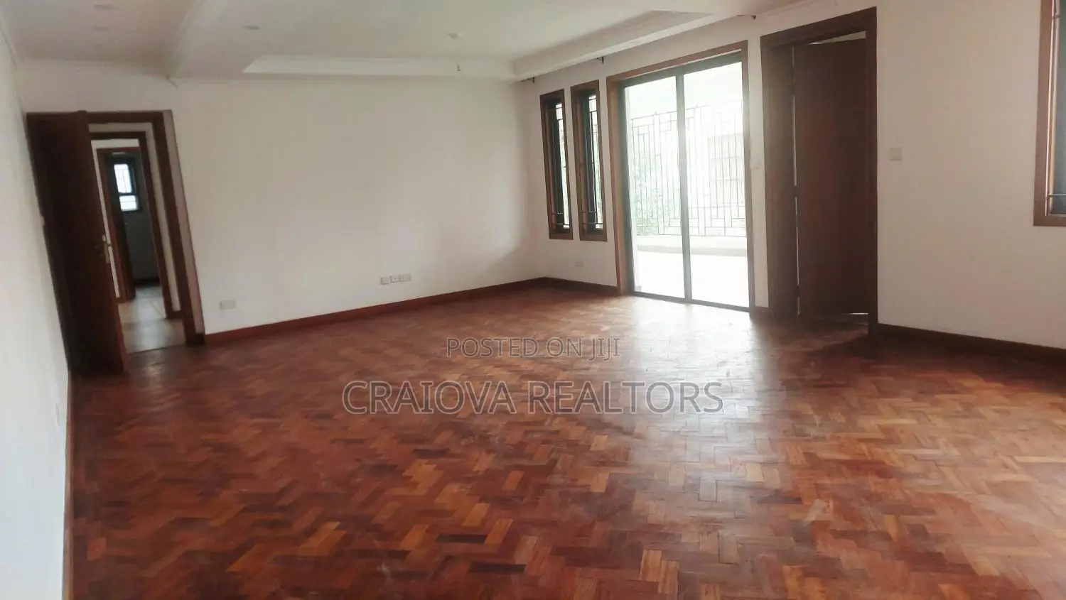 5bdrm Townhouse/Terrace in Lavington for sale