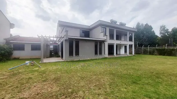 5bdrm Villa in Lavington for sale