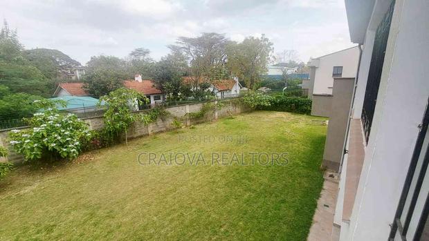 5bdrm Villa in Lavington for sale - thumbnail 7