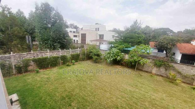 5bdrm Villa in Lavington for sale - thumbnail 8