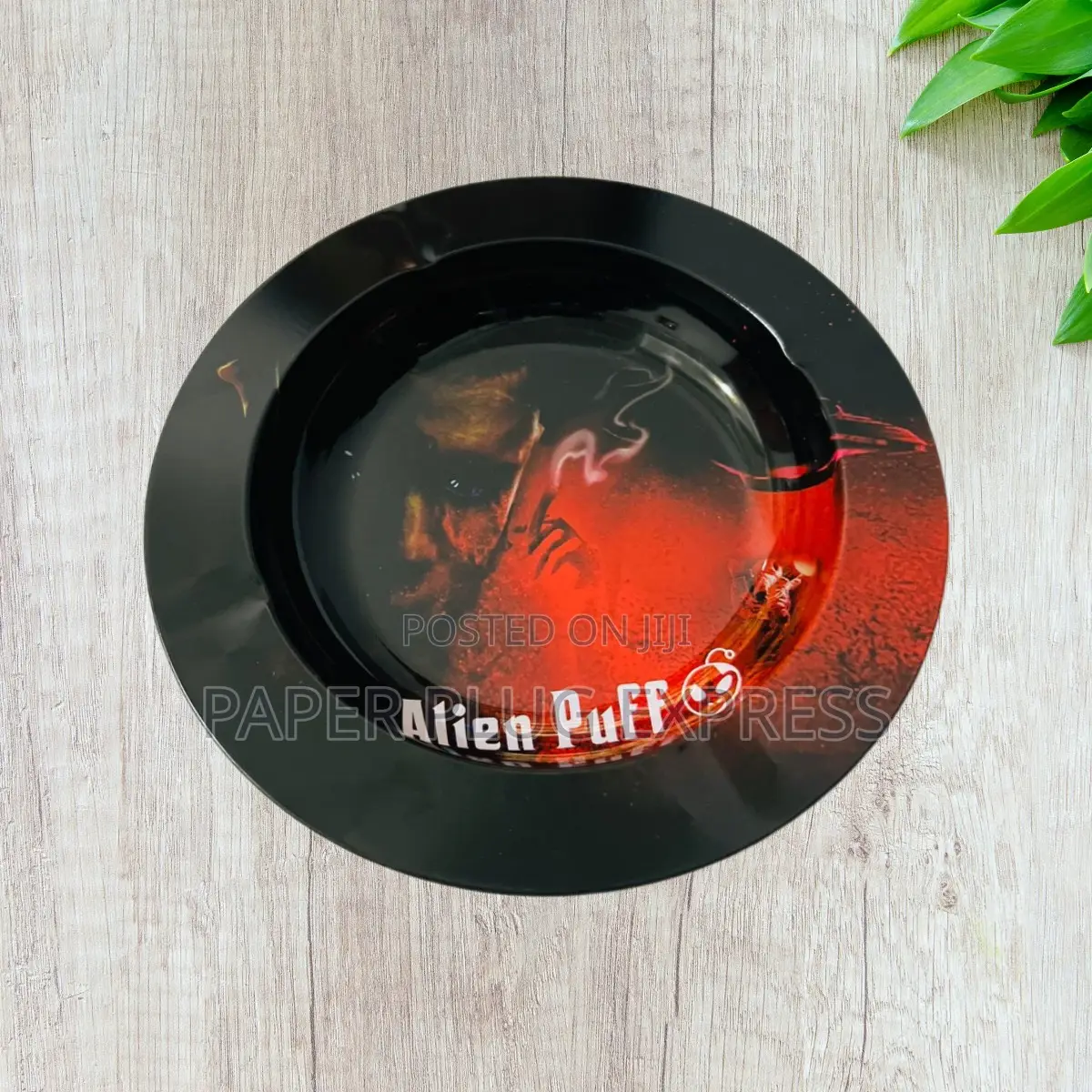 Alien Puff Dark Metallic Ashtray - 14cm