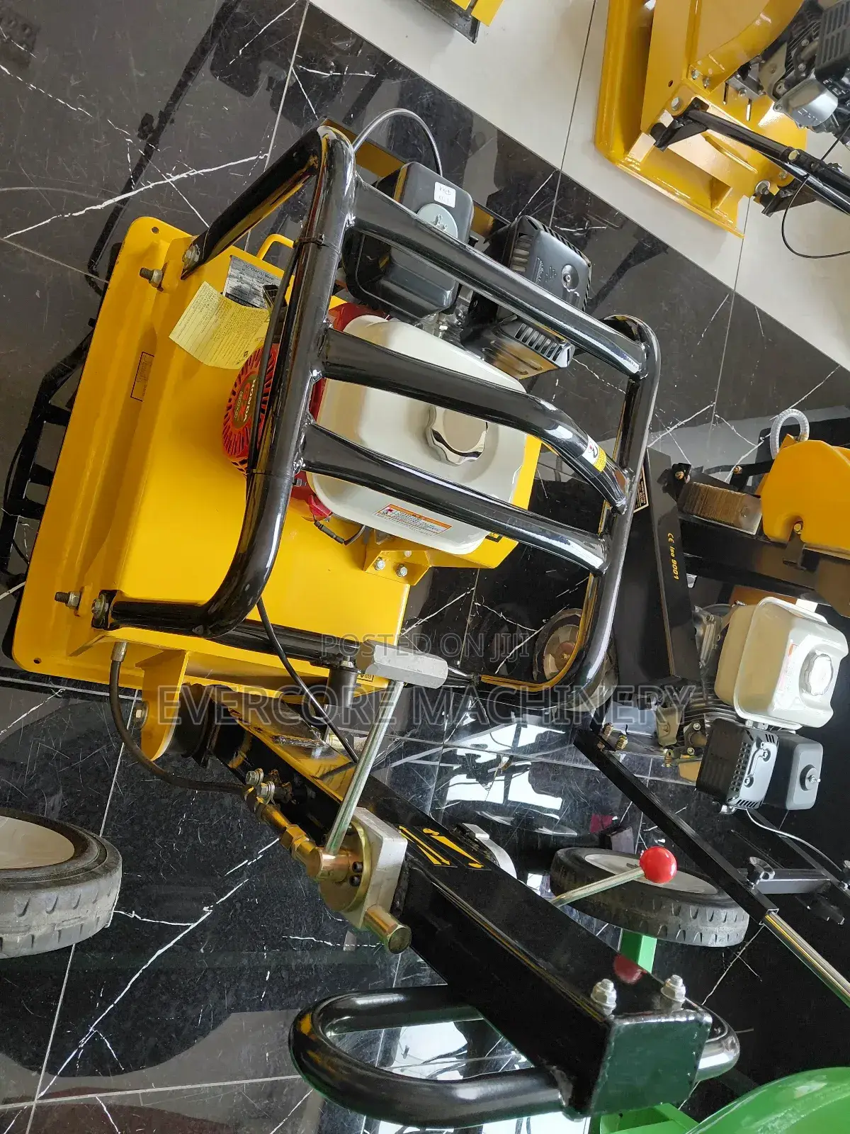 Heavy Duty Reversible Plate Compactor Honda Engine.