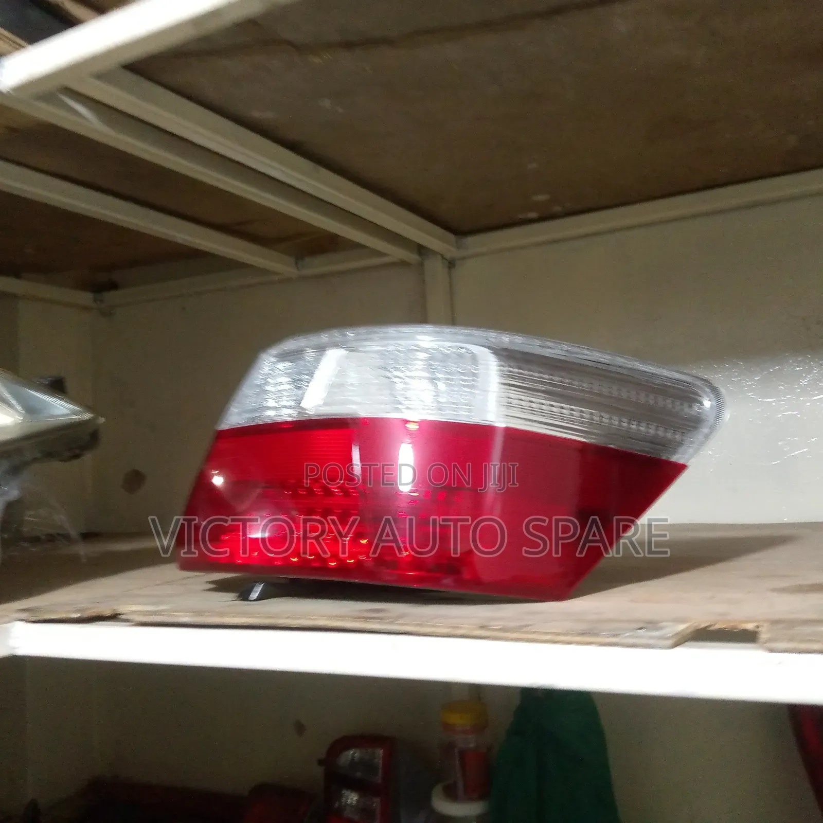 Premio 260 Taillight Ex Japan